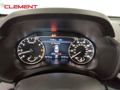 Used 2025 Nissan Altima 2.5 SV image 17