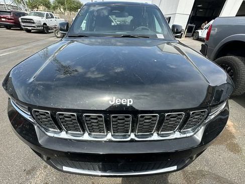 Used 2024 Jeep Grand Cherokee Limited 4xe AWD/4WD image 2