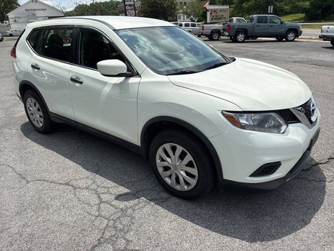 Used 2016 Nissan Rogue S AWD/4WD image 6