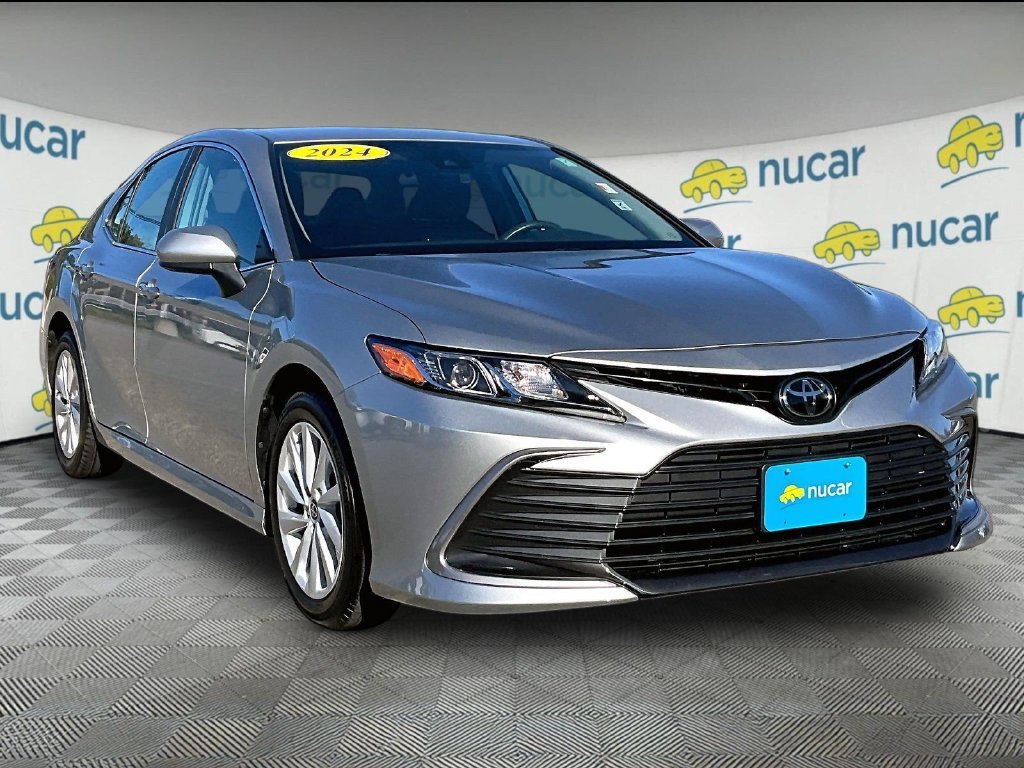 Used 2024 Toyota Camry LE AWD/4WD image 1