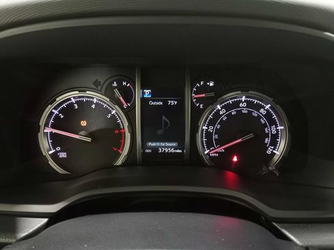 Used 2023 Toyota 4Runner TRD Off-Road Premium w/ Off Road Premium Plus Package AWD/4WD image 21