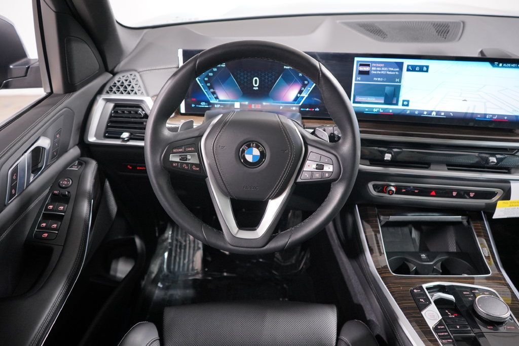 Used 2026 BMW X5 sDrive40i RWD image 11