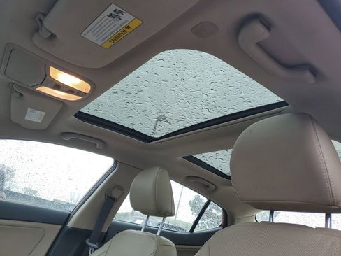 Used 2012 Kia Optima EX w/ Premium Pkg image 12