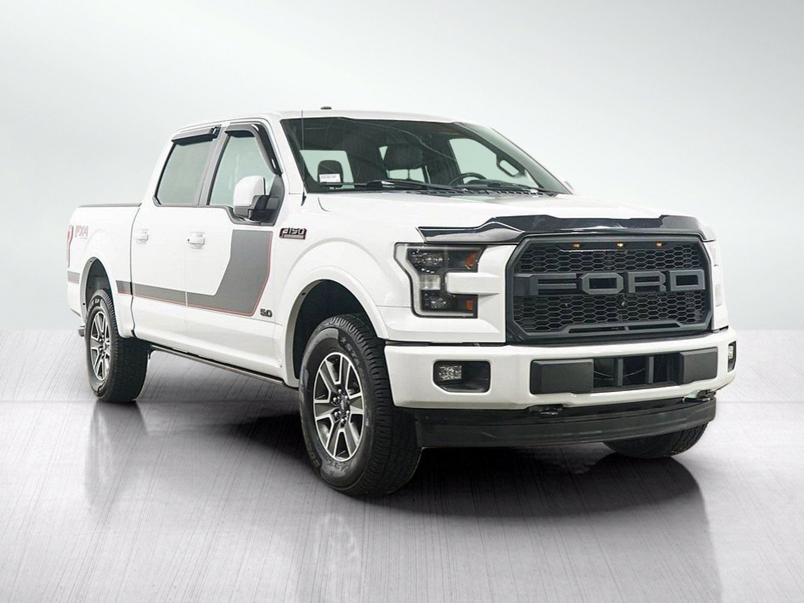 Used 2017 Ford F150 Lariat w/ Equipment Group 502A Luxury AWD/4WD image 8