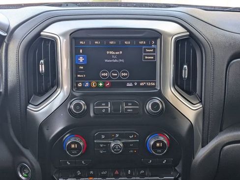 Used 2019 Chevrolet Silverado 1500 RST image 19