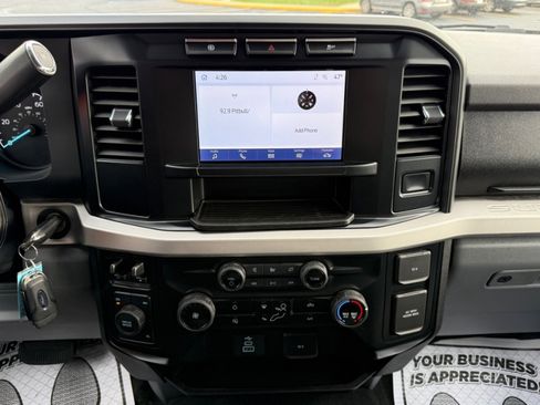 Used 2024 Ford F350 XLT image 21