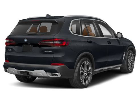 Certified 2023 BMW X5 xDrive40i w/ M Sport Package AWD/4WD image 2
