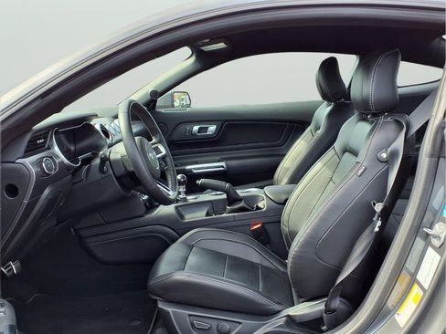 Used 2022 Ford Mustang GT Premium w/ GT Performance Package RWD image 10