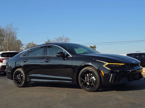 New 2026 Kia K5 GT-Line image 1