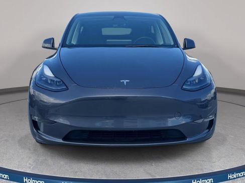 Used 2023 Tesla Model Y Long Range AWD/4WD image 3