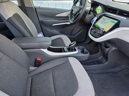 Certified 2021 Chevrolet Bolt LT image 28