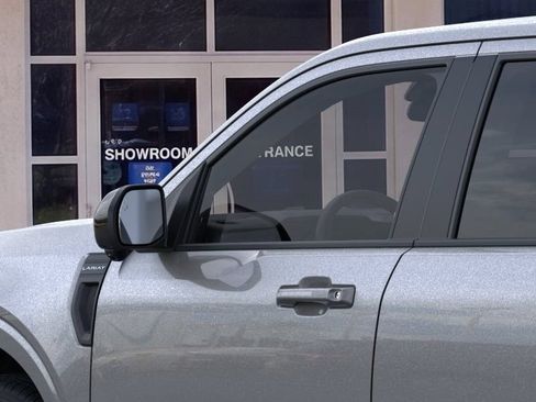 Used 2026 Ford Maverick Lariat w/ 4K Tow Package AWD/4WD image 22