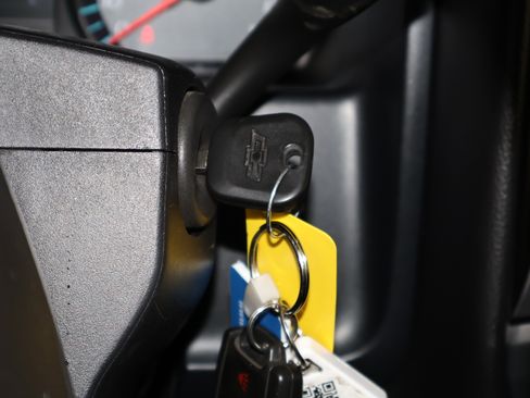 Used 2017 Chevrolet Silverado 1500 LT w/ All Star Edition image 25