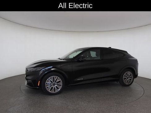 Used 2024 Ford Mustang Mach-E Premium AWD/4WD image 4