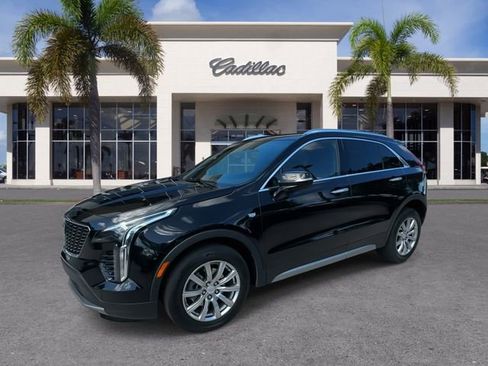 Certified 2023 Cadillac XT4 Premium Luxury w/ Enhanced Visibility Package FWD image 6