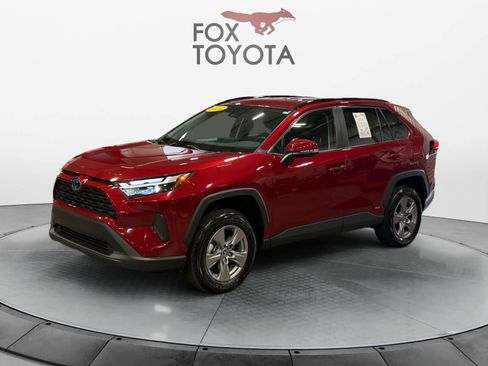 Used 2024 Toyota RAV4 XLE AWD/4WD image 1