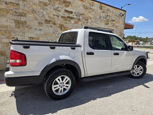 Used 2008 Ford Explorer Sport Trac XLT RWD image 8