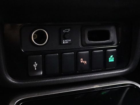 Used 2020 Mitsubishi Outlander SE AWD/4WD image 28