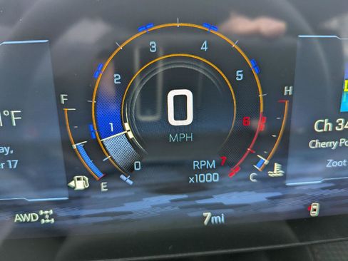 New 2026 Chevrolet Equinox RS w/ Convenience Package III image 29