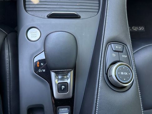 Certified 2021 INFINITI QX50 Luxe w/ Appearance Package image 23