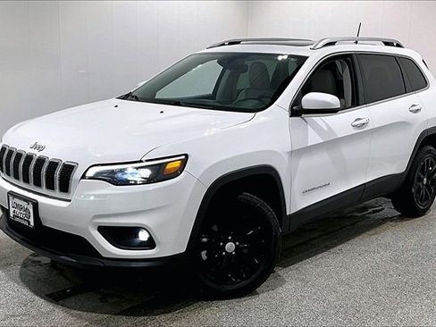 Used 2021 Jeep Cherokee Latitude Lux w/ Sun & Sound Group image 3