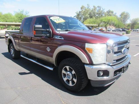Used 2011 Ford F250 Lariat w/ Lariat Interior Pkg AWD/4WD image 4