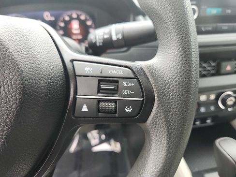 Certified 2023 Honda Accord EX image 21