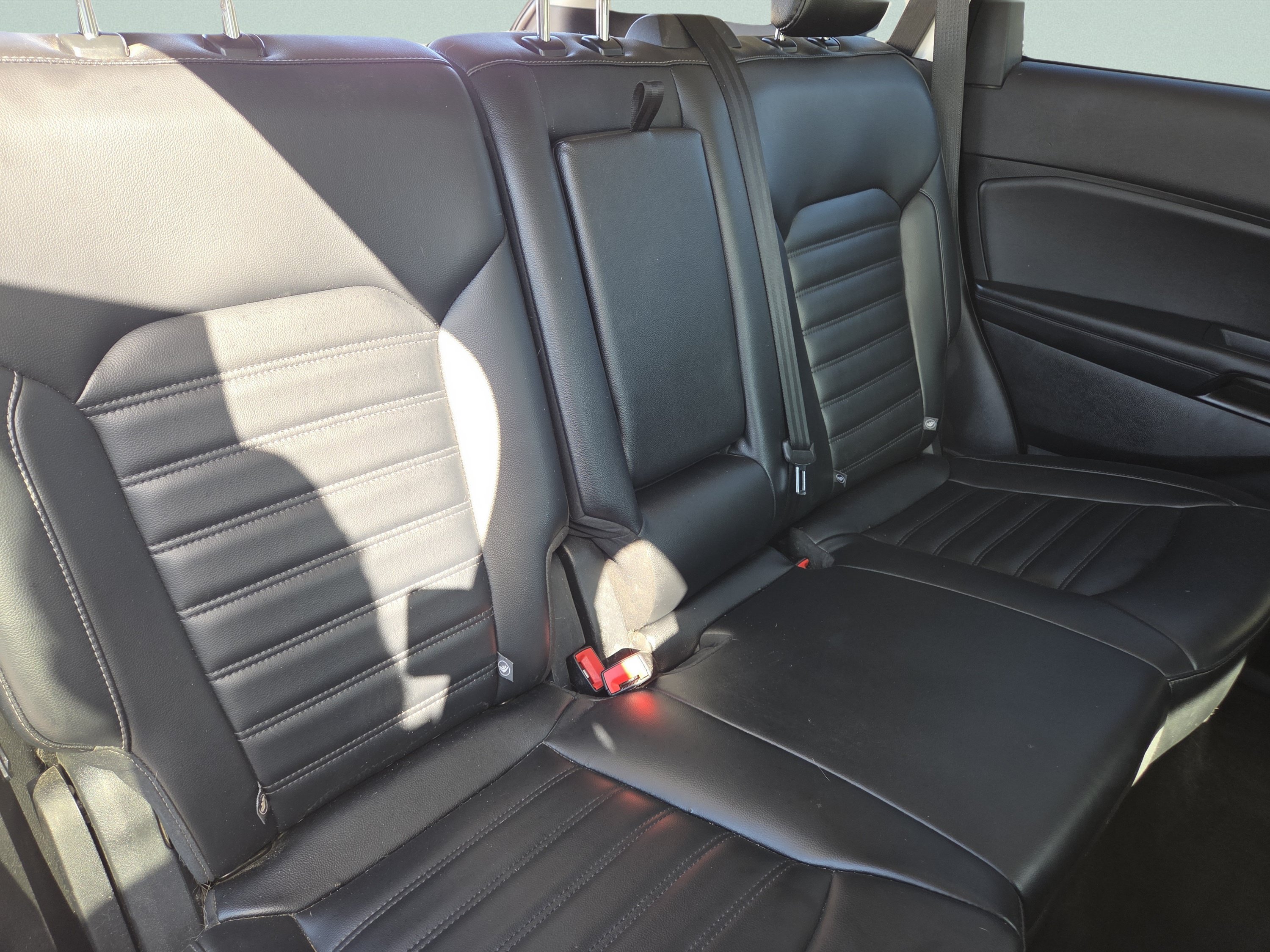 Used 2024 Ford Edge SEL AWD/4WD image 5