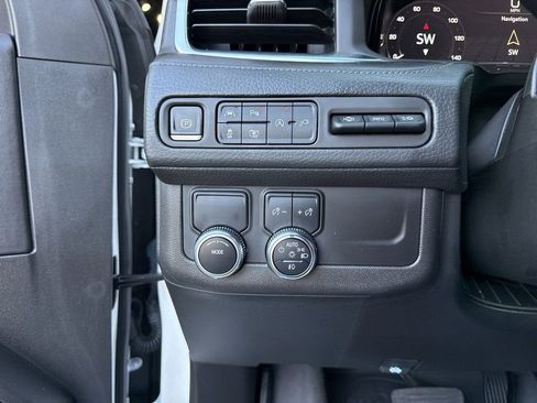 Used 2022 GMC Yukon Denali image 33