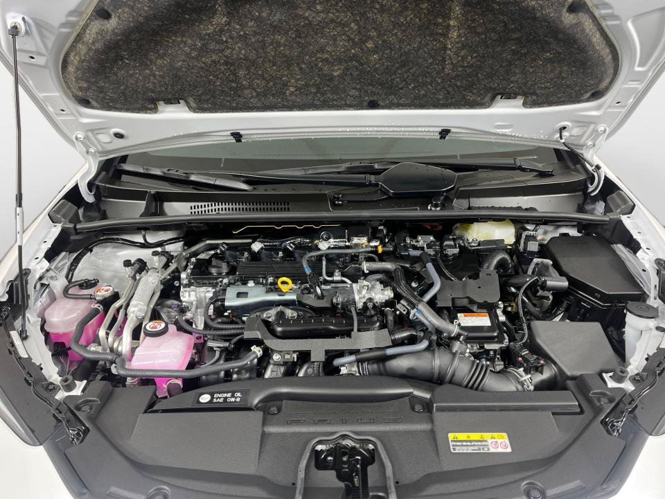 New 2026 Toyota Prius Plug-In Hybrid w/ Limited Premium Package FWD image 13