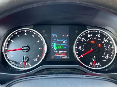 Certified 2021 Toyota RAV4 LE FWD image 26