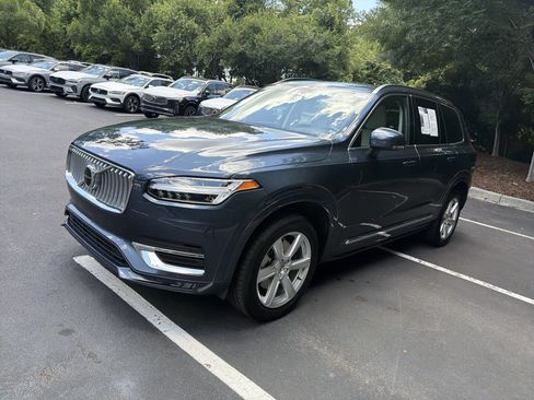 Certified 2024 Volvo XC90 B5 Core w/ Protection Package AWD/4WD image 17
