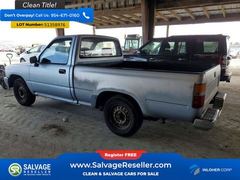 Used 1989 Toyota Pickup Deluxe RWD image 3