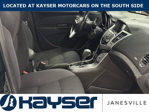 Used 2014 Chevrolet Cruze LT image 22