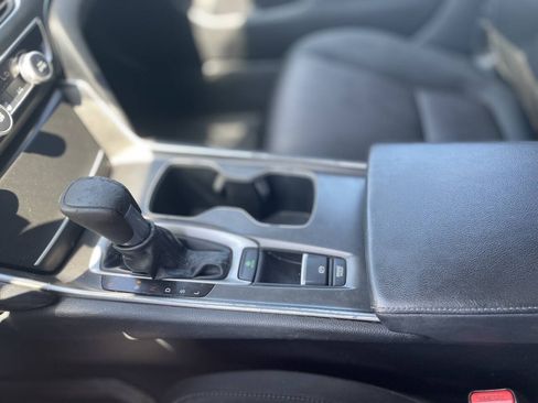 Used 2018 Honda Accord LX image 18