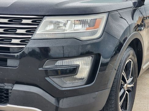 Used 2016 Ford Explorer XLT w/ Equipment Group 202A FWD image 10