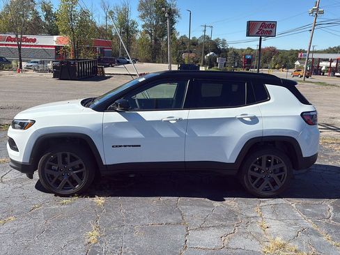 New 2026 Jeep Compass Limited image 2