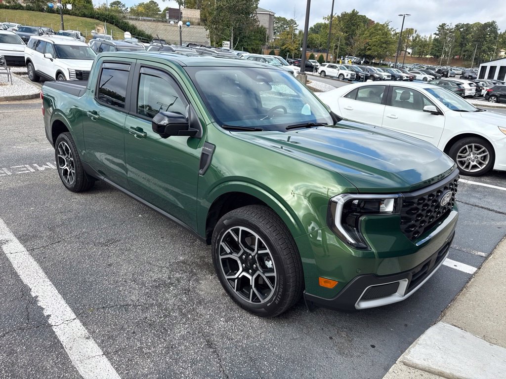 Used 2025 Ford Maverick Lariat AWD/4WD image 4