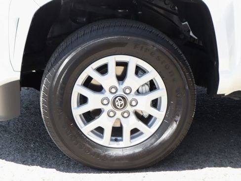 Used 2024 Toyota Tacoma SR5 RWD image 39