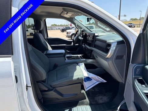 Used 2023 Ford F250 XLT w/ FX4 Off-Road Package AWD/4WD image 14
