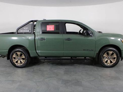 Certified 2024 Nissan Titan SV w/ SV Bronze Edition Package image 15