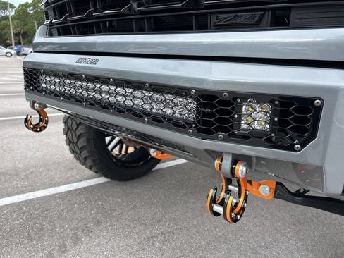 Used 2025 Chevrolet Silverado 1500 LT Trail Boss AWD/4WD image 82