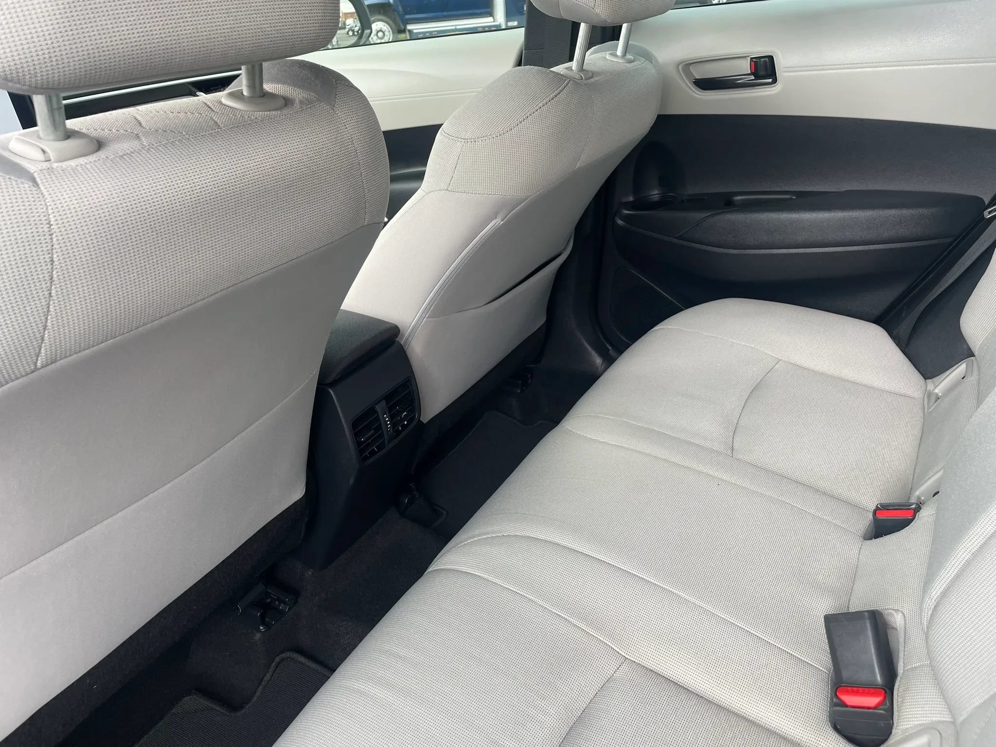 Used 2024 Toyota Corolla Cross L FWD image 18