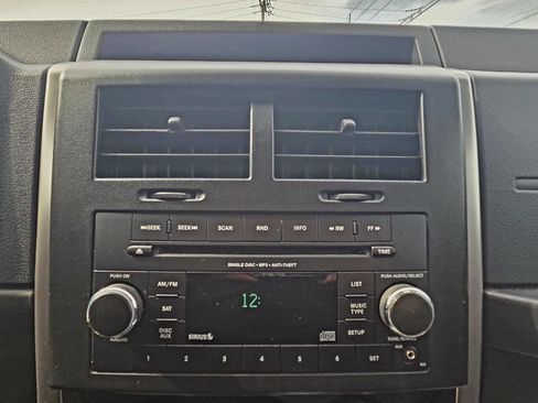 Used 2012 Jeep Liberty Sport image 29