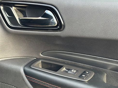 Certified 2025 Dodge Durango R/T w/ Blacktop Package image 38