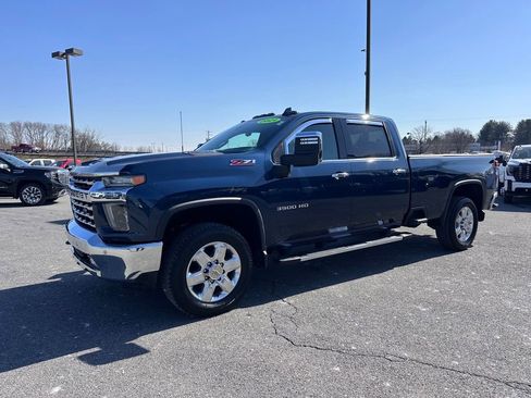 Used 2021 Chevrolet Silverado 3500 LTZ w/ LTZ Plus Package image 2
