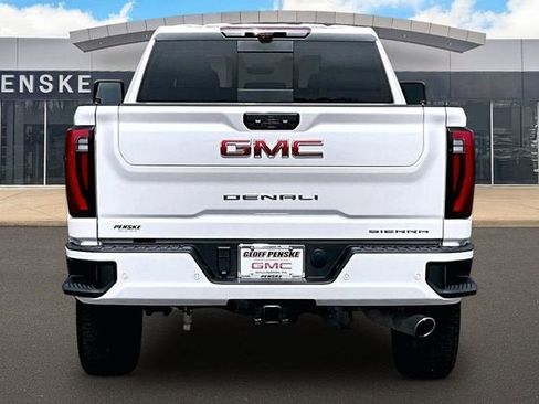 Certified 2024 GMC Sierra 2500 Denali w/ Denali Reserve Package AWD/4WD image 5
