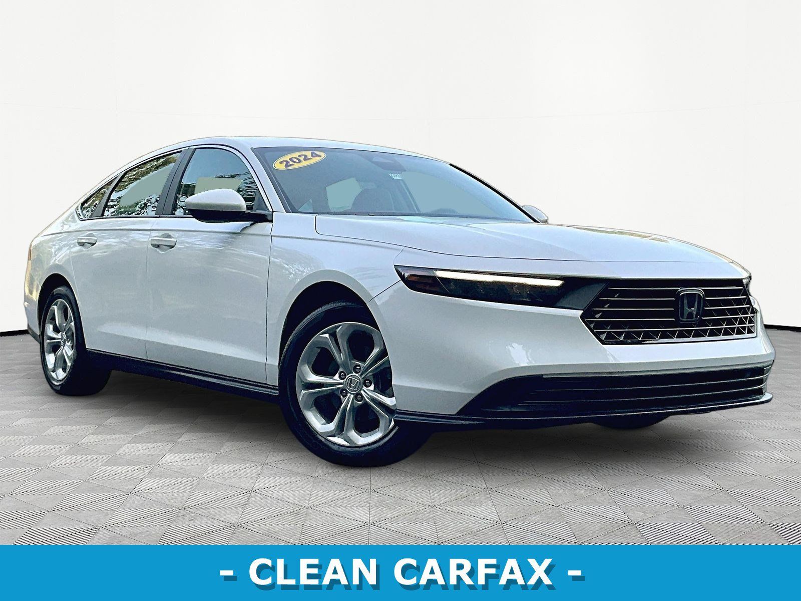 Used 2024 Honda Accord LX image 3