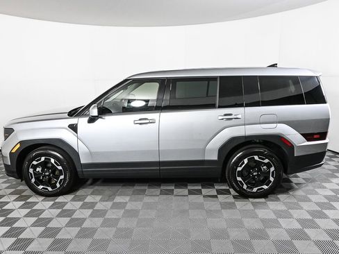 Used 2024 Hyundai Santa Fe SE image 4