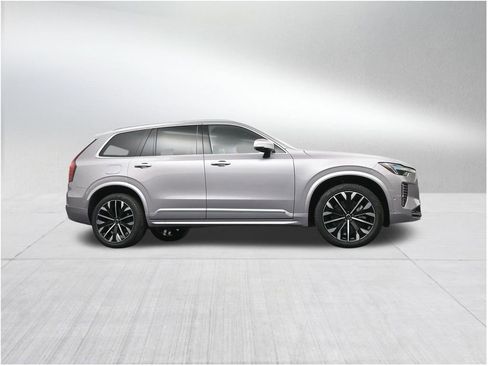 New 2026 Volvo XC90 B6 Plus w/ Protection Package Premier AWD/4WD image 26
